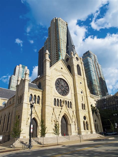 Holy Name Cathedral Architecture