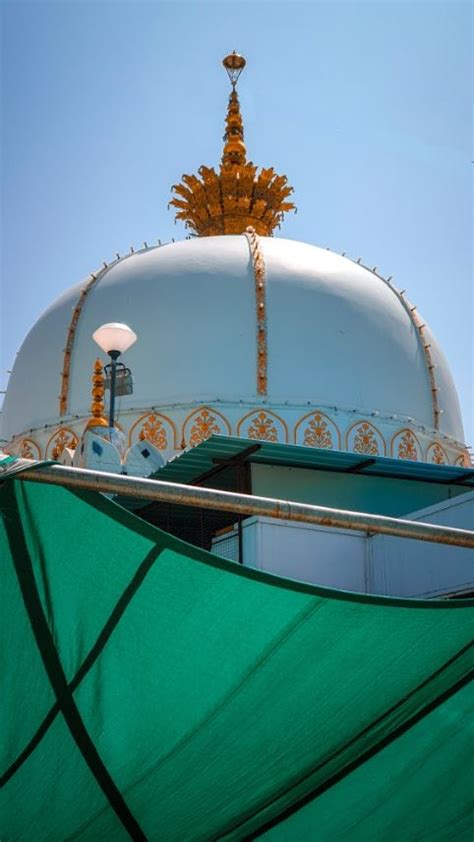 Ajmer Sharif Dargah (Moinuddin Chisti Tomb) - Photos, Timings & History