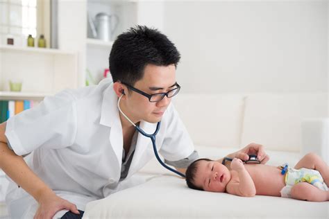 What Should You Expect on Your First Pediatrician Visit - Asterisk Health