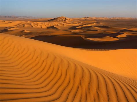 Explore the Sahara desert, the largest desert on the African continent ...