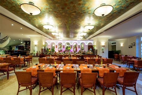 Dining - Huong Viet Restaurant Nha Trang Hotel - Sunrise Nha Trang ...