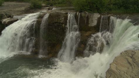 Yinlianzhui Waterfalls In Huangguoshu National Park, Guizhou Province ...