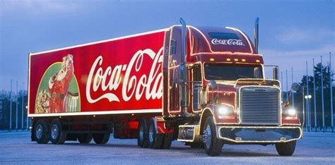 18 Facts About the Coca-Cola Christmas Truck - The Fact Site