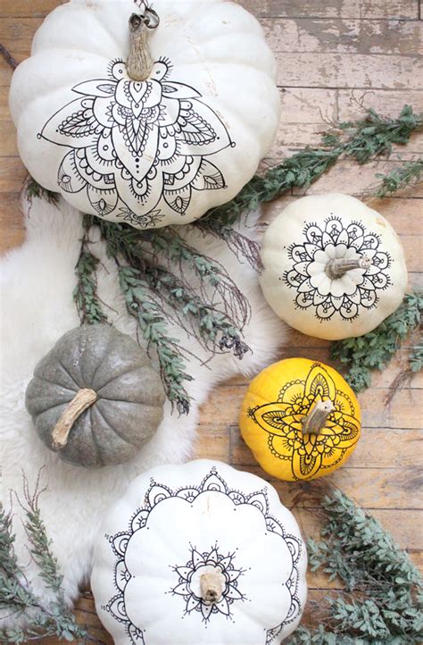 Henna Pumpkins DIY - A Boho Halloween Free Henna Template Download