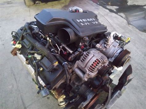 2006 Dodge Ram Hemi Engine