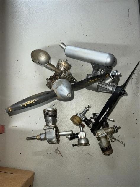 Model airplane engines | Live and Online Auctions on HiBid.com