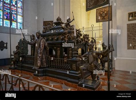 Interior of the Frauenkirche in Munich Stock Photo - Alamy