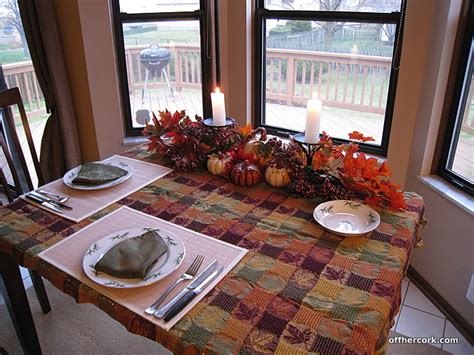 Thanksgiving Table Decorations | Food Embrace