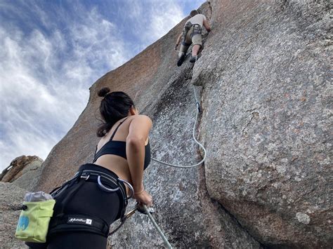 How to Fit a Climbing Harness (Or: How to Avoid Harness Burn) | GearJunkie