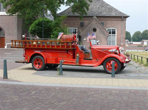 Antique car,fire,oldtimer,red,vintage - free image from needpix.com