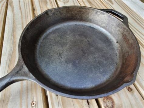 Seasoning Cast Iron Cookware: A Step-By-Step Guide | Campfires and Cast ...