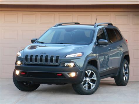 Test Drive: 2015 Jeep Cherokee Trailhawk | The Daily Drive | Consumer ...