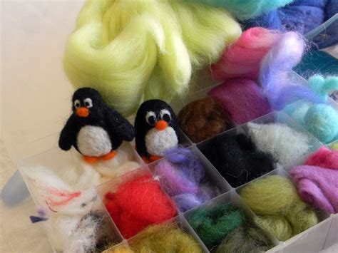 Needle Felting-Easter Eggs - Organize and Decorate Everything