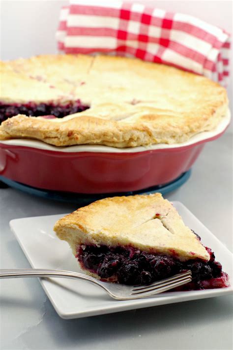 Saskatoon Berry Pie | Filling and Sauce - Food Meanderings