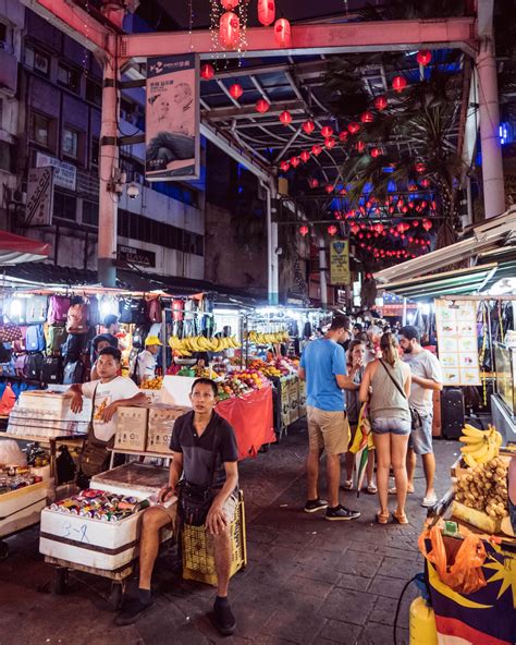 Night Market In Kuala Lumpur / Kuala Lumpur Night Markets - What to Do ...