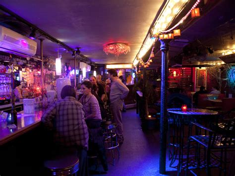 NYC's 19 best dive bars for cheep beer, shots and relaxed fun