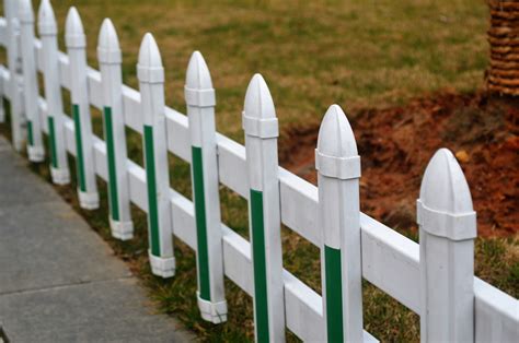 Garden Fence Free Stock Photo - Public Domain Pictures