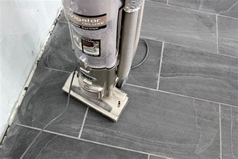 How To Mop Tile Floors Without Leaving Streaks | Floor Roma