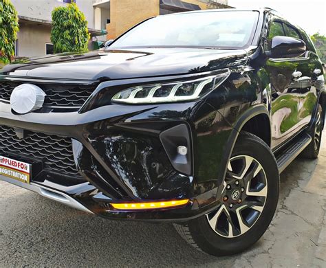 Toyota Fortuner Legender 2022 - Car Zone