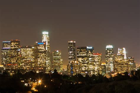 File:Los Angeles Skyline at Night.jpg - Wikipedia