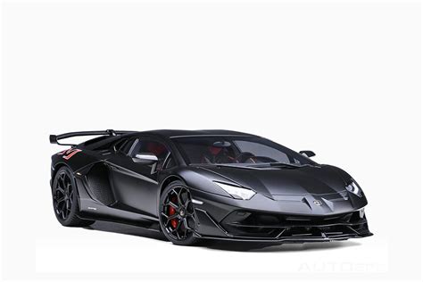 AutoArt Lamborghini Aventador SVJ (Nero Nemesis) Black 1/18 Diecast Car