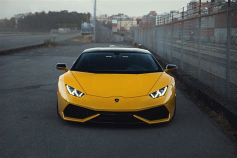 Yellow Lamborghini Huracan Looks Elegant and Upscale on ADV. 1 Wheels ...