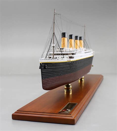 SD Model Makers: 1/350 Scale RMS Titanic Model