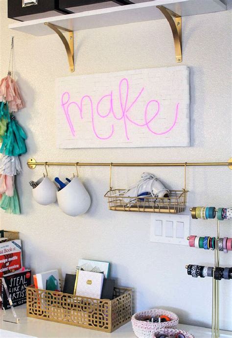 20 DIY Neon Sign Ideas to To Make Light up Signs