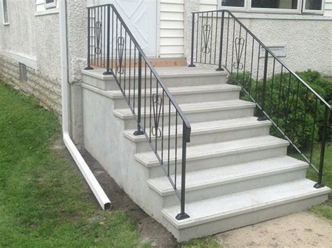 Precast Concrete Steps for Home or Business | Del Zotto Products