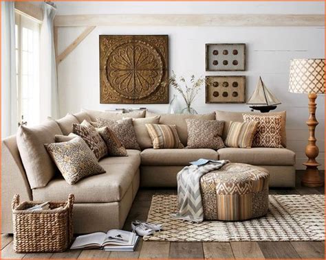 Modern Rustic Living Room With Stunning Wall Decor and Ottoman Table ...