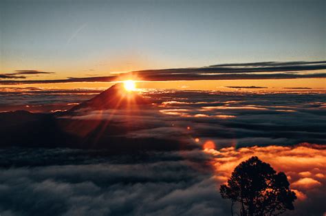 Hiking Acatenango Volcano For The Most Incredible Sunrise