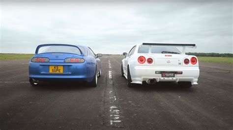 Duelo de titanes japoneses: Nissan Skyline GT-R (R34) vs. Toyota Supra ...