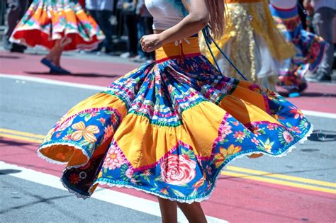 Mexican Culture Guide: 7 Vibrant Celebrations & Experiences