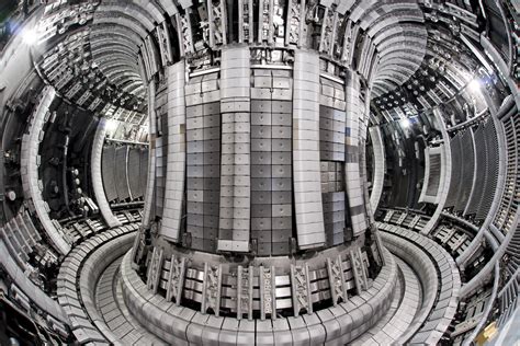 The Joint European Torus (JET)'s Tokamak : r/EngineeringPorn