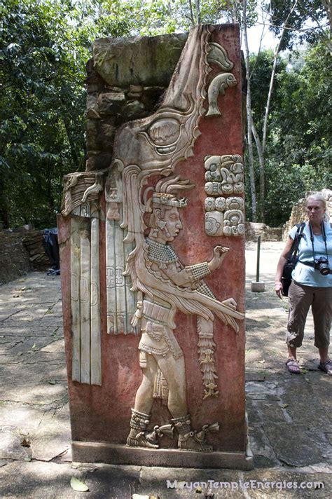 Palenque Mayan Temple in Chiapas, Mexico - photo gallery, images ...