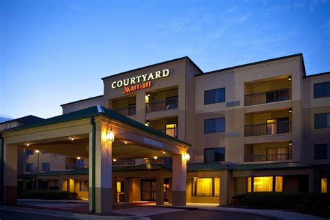 Courtyard by Marriott