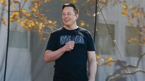 Why Did Elon Musk Make Spacex - CEO!