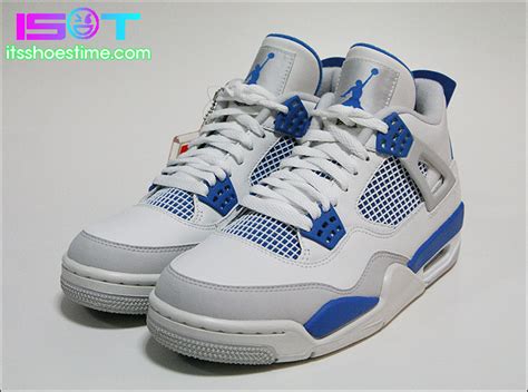 Air Jordan 4 Retro - Military Blue - Detailed Look | Sole Collector