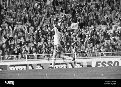 Southampton 1-0 Manchester United. FA Cup Final 1976. Wembley Stadium ...