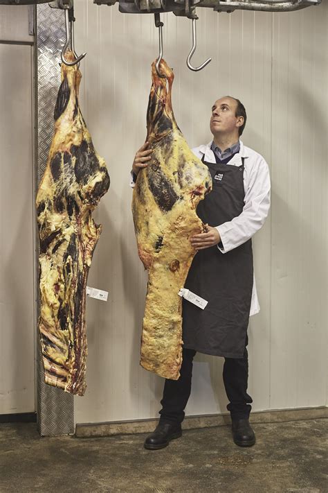 Dry Ageing Beef- Why do we age meat? | Eat Great Meat