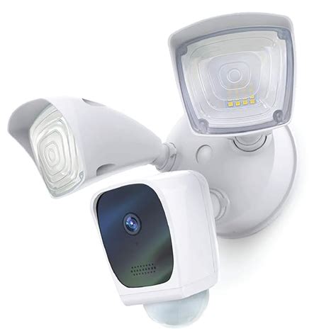 Top 6 Best Security Lights With Camera [May 2021] Reviews & Guide