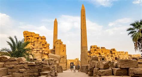 How The Ancient Egyptians Raise Their Colossal Obelisks?