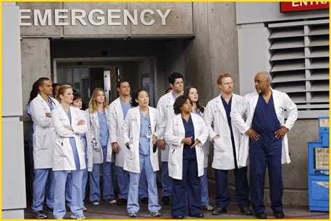 Grey's Anatomy Gossip Girl: 'Grey's Anatomy' Cast Finally Full