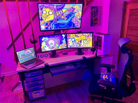 Content Creation | Graphic Design |Gaming Setup : r/battlestations