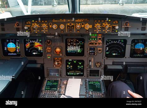 Inside the cockpit and showing the displays of an Airbus A321 aircraft ...