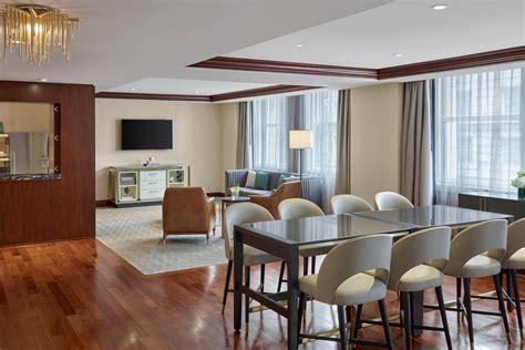 Downtown Chicago Upscale Hotel | JW Marriott Chicago