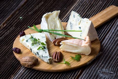 French cheese platter Stock Photo by ©fotovincek 100115260