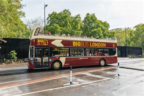 London: Big Bus Hop-on Hop-off, London Eye and River Cruise | GetYourGuide