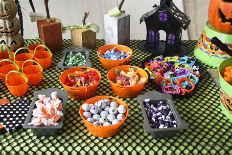 Kids Halloween Party Ideas - Honeybear Lane