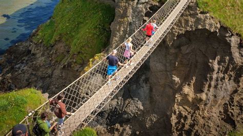 The 10 scariest bridges in the world - cyprus-digest.com